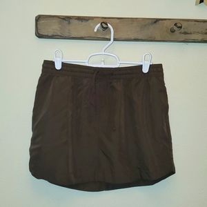 Old Navy dark green elastic waist skirt, size small